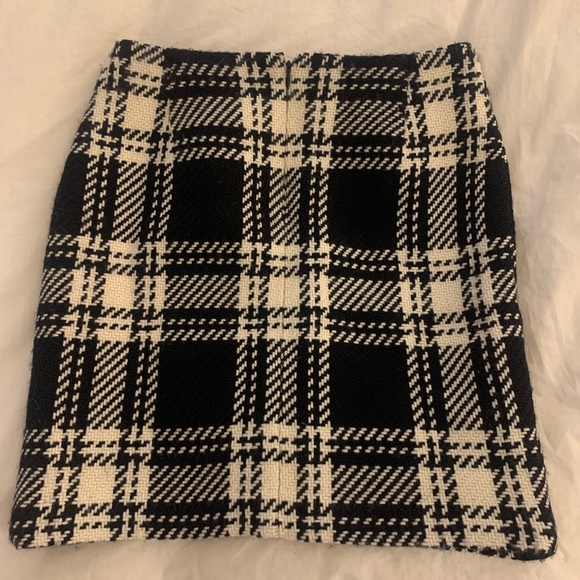 I.N.C skirt size 8 - Picture 2 of 4